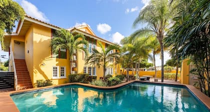 Breathtaking Seaside 3BR Penthouse w/ Pool at Jan Thiel
