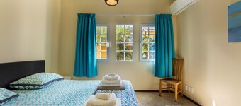Breathtaking Seaside 3BR Penthouse w/ Pool at Jan Thiel