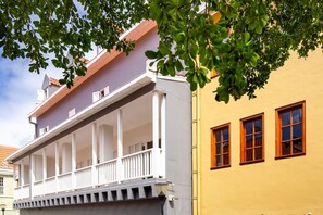 Exterior - Hanchi Snoa City Centre 2BR Stylish Design (Willemstad)