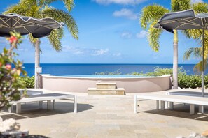 House - Superior Ocean View (St. Marie)