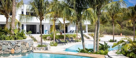 Apartment | 4 bedrooms, Internet