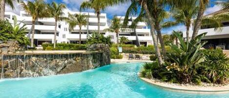 4 habitaciones y acceso a internet