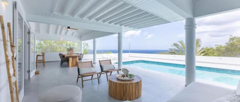 Villa | 4 bedrooms, Internet