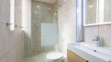 2 bedrooms, Internet