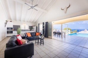 3 عدّة غرف نوم وخدمة الإنترنت