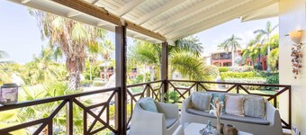 Spanish Water Apartments - Balcony