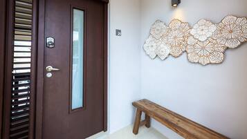 3 bedrooms, Internet