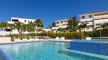 3 bedrooms, Internet