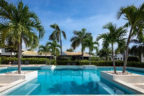 Apartment - Indigo Garden at Blue Bay Golf Beach Resort (Sint Michiel)