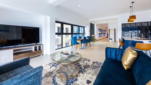 House | Exterior - Handelskade's Grand Historical Penthouse: Refined Luxury Living (Willemstad)