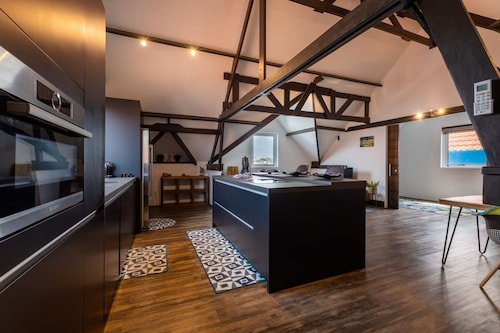 Charming Harbour Home at Historic Handelskade