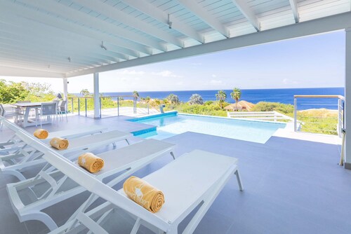 Coral Dreams Ocean Whispers at Villa Solaris