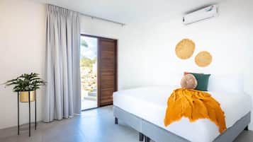 3 bedrooms, Internet