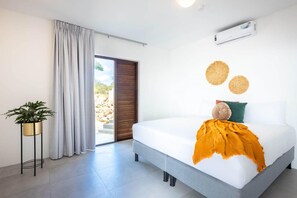 3 bedrooms, Internet - La Perla Chic Panoramic Designer Villa (St. Marie)