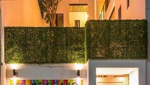 Unclassified image, 5 of 26, button - ~ Private Condo in Awesome Complex ~ Pool + Rooftop Lounge ~ Walk to 5ª Avenida & Beach! (Playa del Carmen)