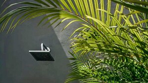 Exterior - Joya de la Zazil 20 Av Rooftop Pool Walk to Playa Mamitas, Coco Beach, & 5 (Playa del Carmen)