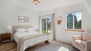 3 chambres, fer et planche à repasser, Wi-Fi gratuit, draps fournis