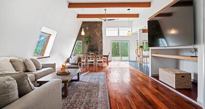 Charming Retreat near Healdsburg – 3 BD + Den, Outdoor Dining