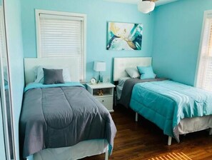 3 bedrooms, in-room safe, iron/ironing board, free WiFi