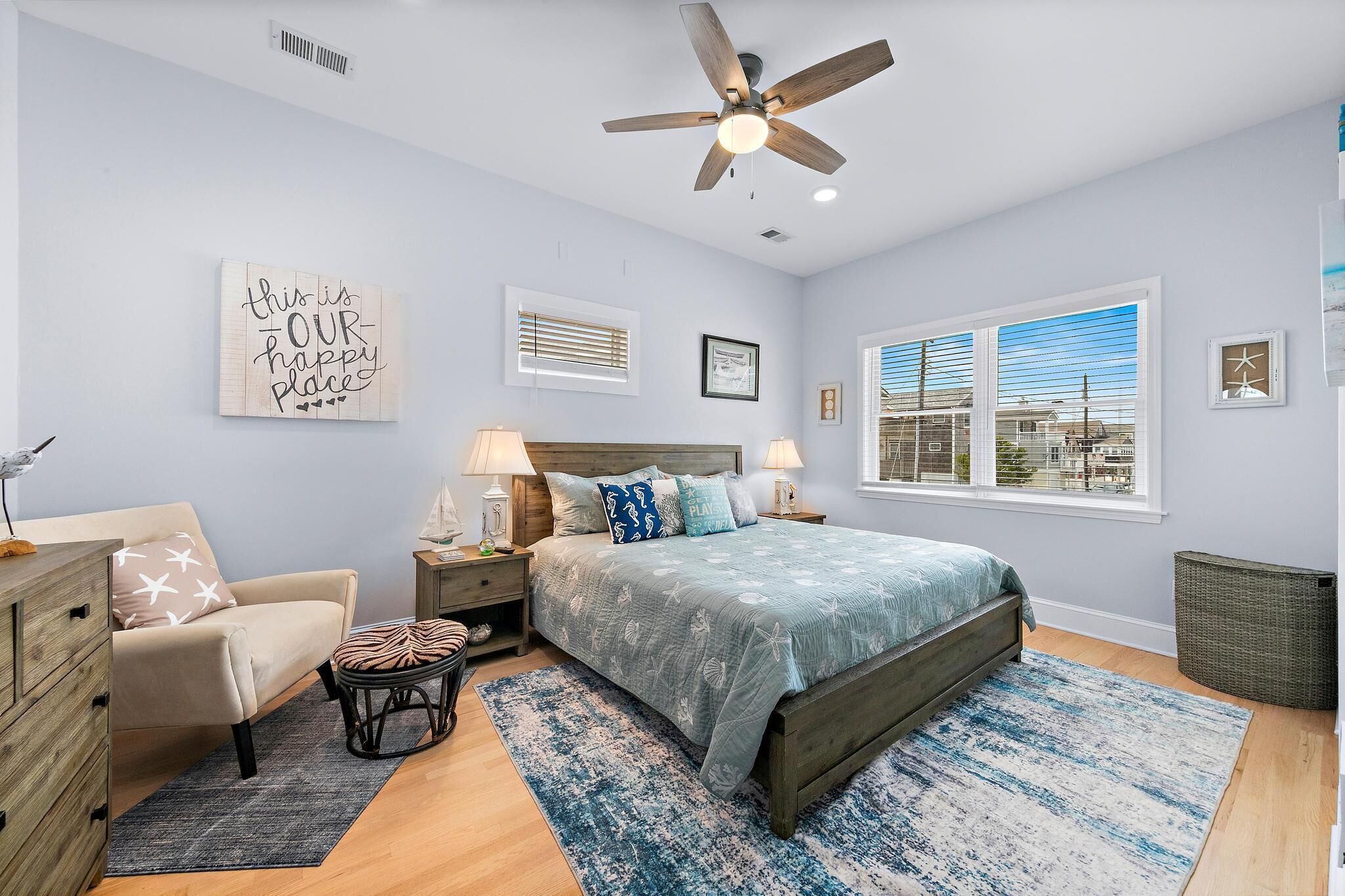 3 bedrooms, iron/ironing board, free WiFi