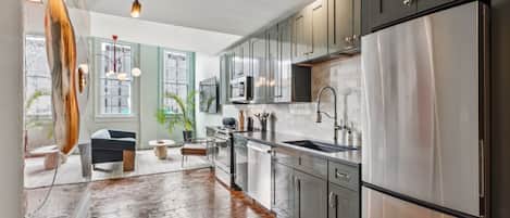 Fridge, microwave, oven, stovetop