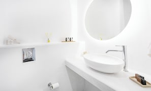 Apartment, 1 Bedroom | Bathroom