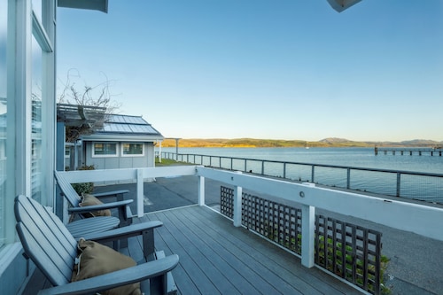Tomales Bay Resort and Marina 