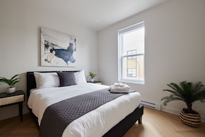 3 bedrooms, iron/ironing board, travel cot, free WiFi