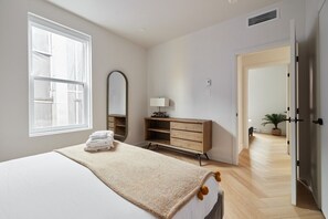 3 bedrooms, iron/ironing board, travel crib, free WiFi