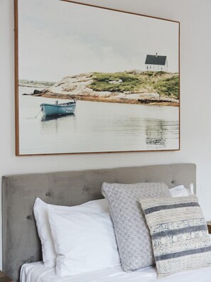 2 bedrooms, iron/ironing board, travel crib, free WiFi - Chic 2 Bedroom apartment in Le Plateau by Denstays (Montréal)