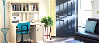 LikeHome2/Serene/Dedicated WI-FI/ Close to the Hub/Extended Stays