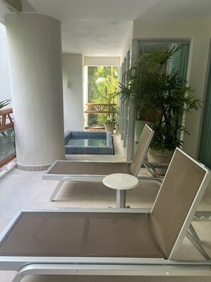 Terrace/patio - Come and enjoy the most spectacular resort in Mexico with 2 for 1 Golf benefit. (Nuevo Vallarta)