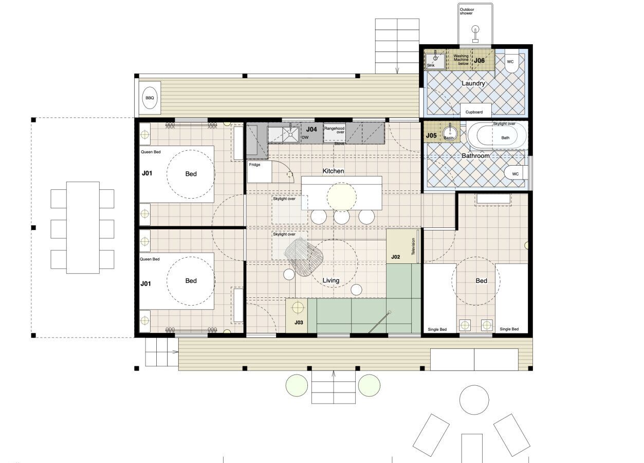 Plano de distribución de un hotel con varias habitaciones, una cocina, sala de estar, balcón y baño.
