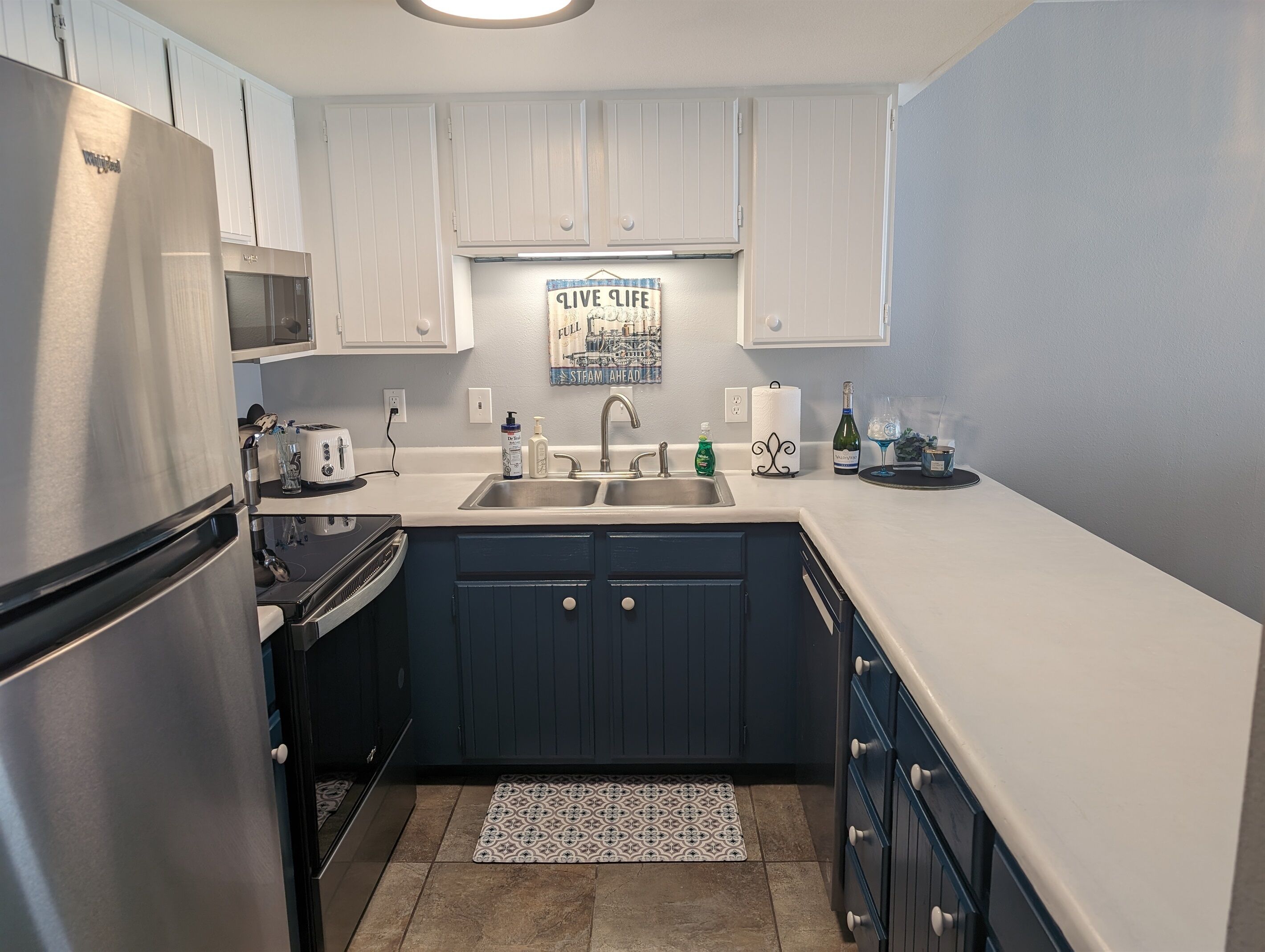 冰箱、微波炉、烤箱、炉灶