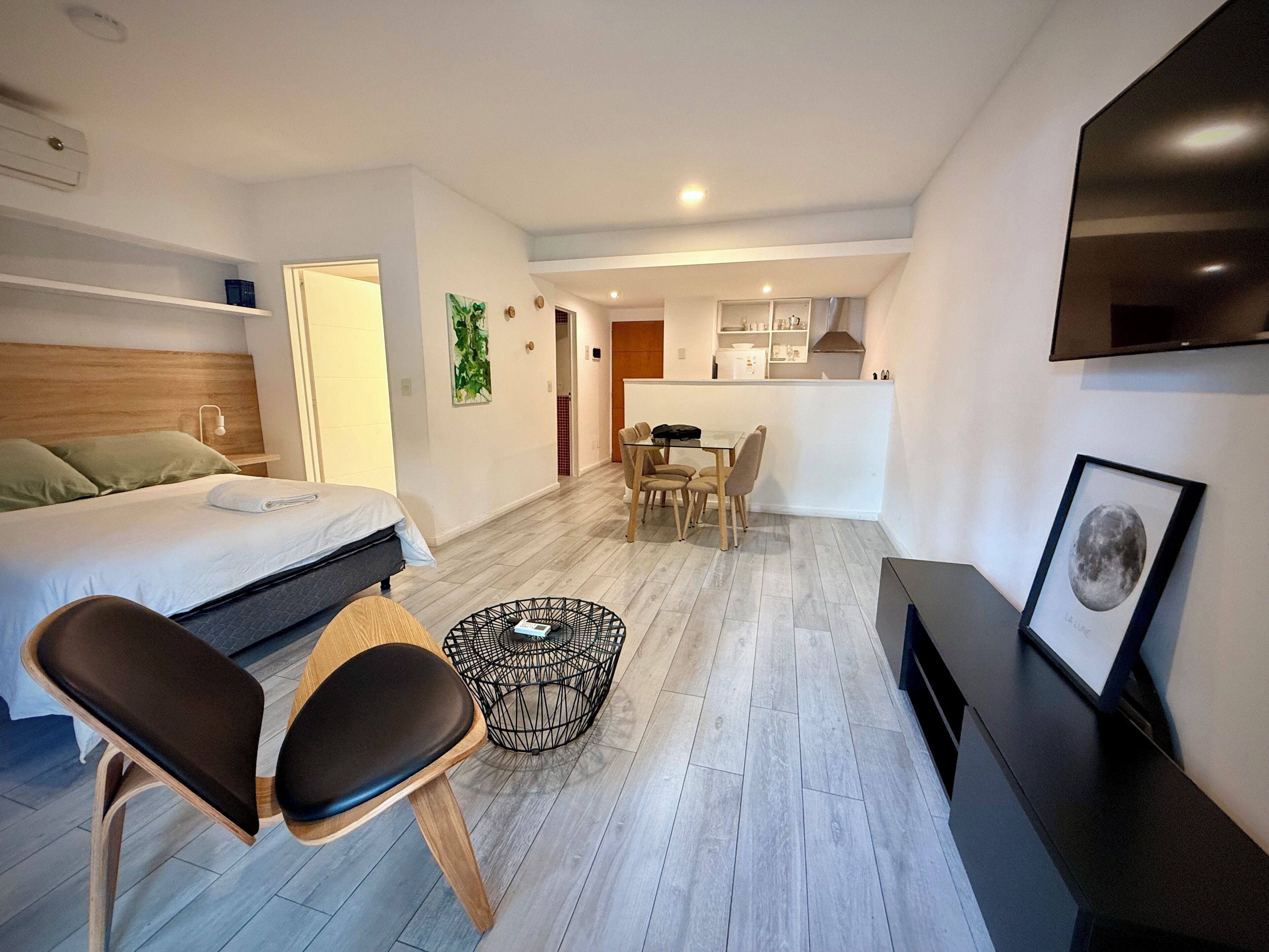 Studio, Balcony, City View (PV4) | Living room