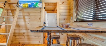 Good Times Motel and Marina 