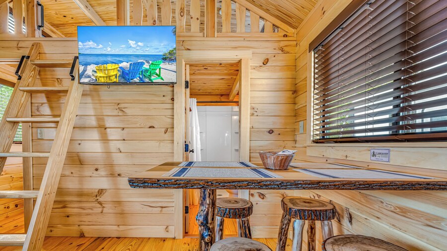 Good Times Motel and Marina