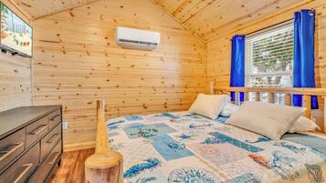 Deluxe-Ferienhütte | Individuell dekoriert, individuell eingerichtet, kostenloses WLAN