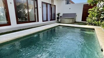 Alberca al aire libre