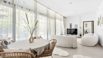 Exclusive Apartment | Living area