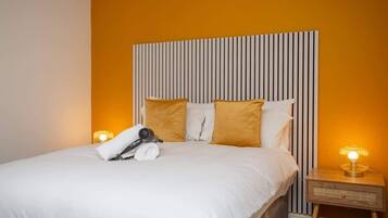 1 habitación, escritorio, tabla de planchar con plancha y wifi gratis