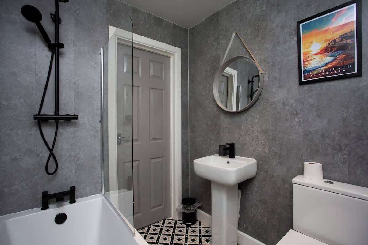 Shower, hair dryer, shampoo