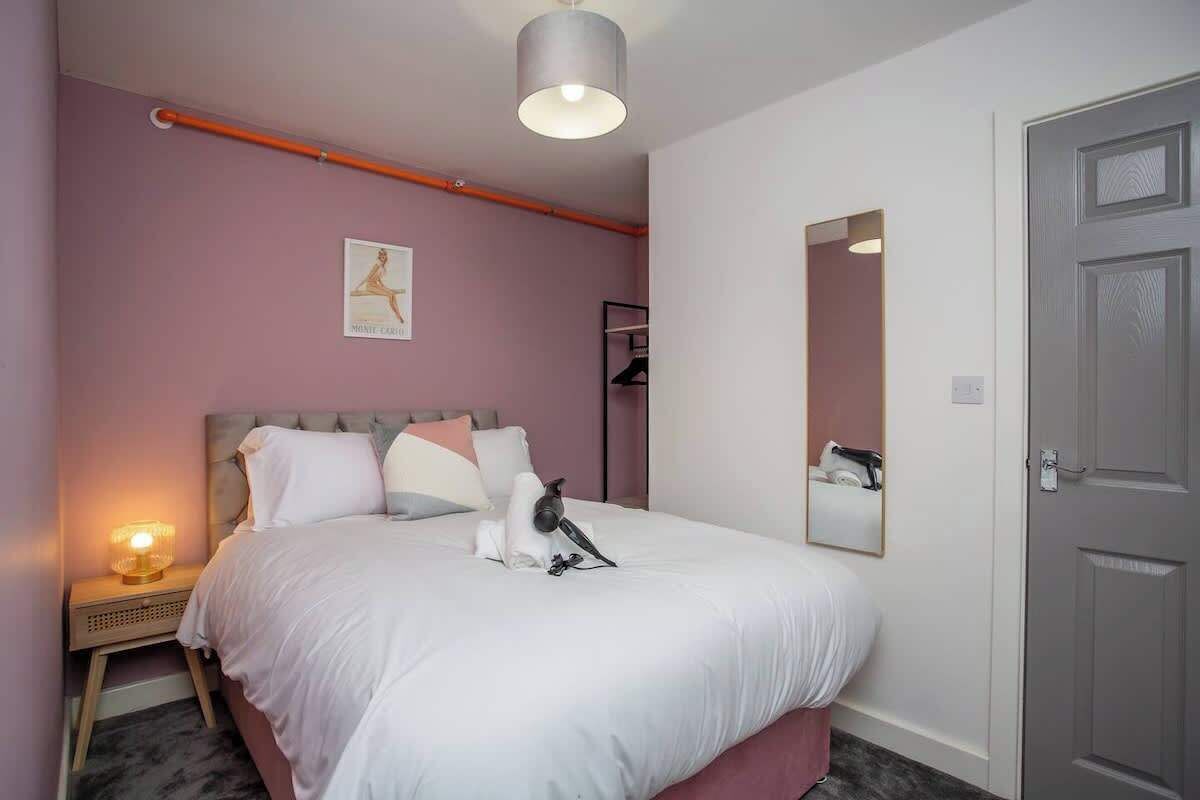 2 Schlafzimmer, Bügeleisen/Bügelbrett, kostenloses WLAN, Bettwäsche
