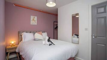 2 Schlafzimmer, Bügeleisen/Bügelbrett, kostenloses WLAN, Bettwäsche