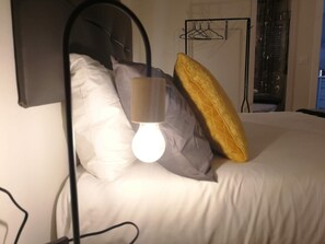 2 dormitorios, tabla de planchar con plancha, wifi y ropa de cama