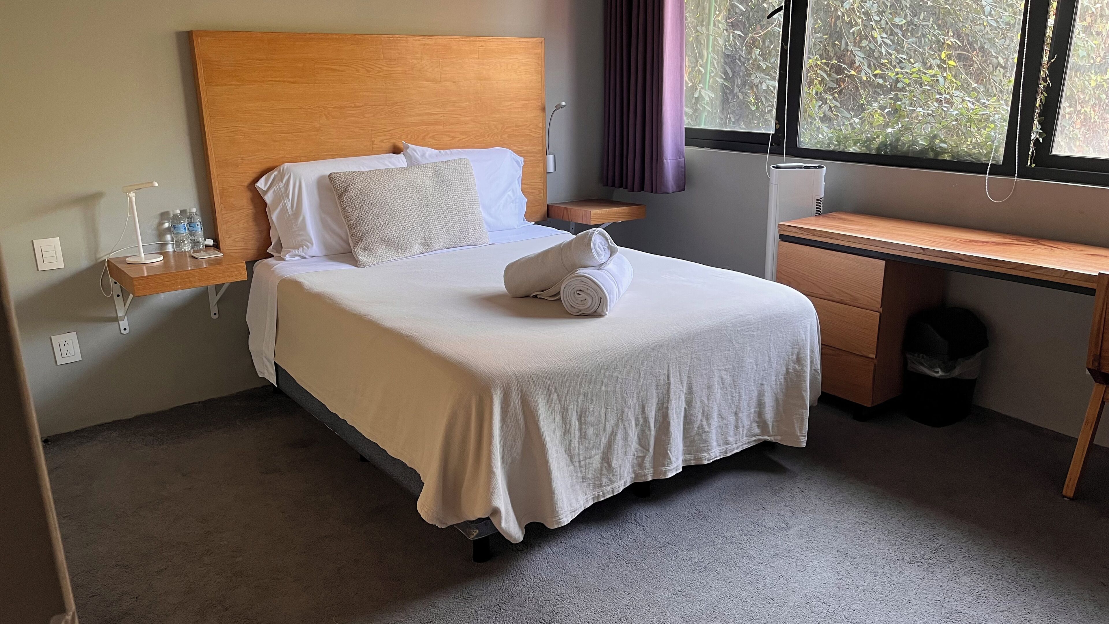 Panoramic Room | Individually decorated, individually furnished, desk, laptop workspace