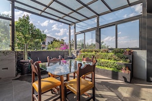 Terrasse/gårdhave
