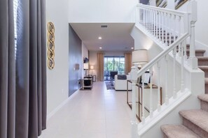 Interior - Collect moments not things/enjoy DISNEY and more (Kissimmee)