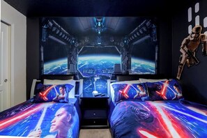5 Schlafzimmer, Bügeleisen/Bügelbrett, Reisekinderbett, WLAN