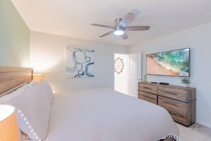 7 habitaciones, tabla de planchar con plancha, cuna de viaje y wifi 